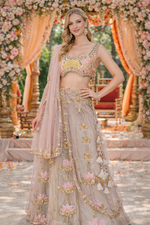 Load image into Gallery viewer, Lotus Langha
