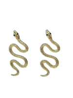 Load image into Gallery viewer, Serpentina Snake Earrings
