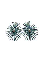 Load image into Gallery viewer, Raffia Burst Earrings
